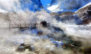 长白山滑雪嘉年华 天然滑雪场值得一去
