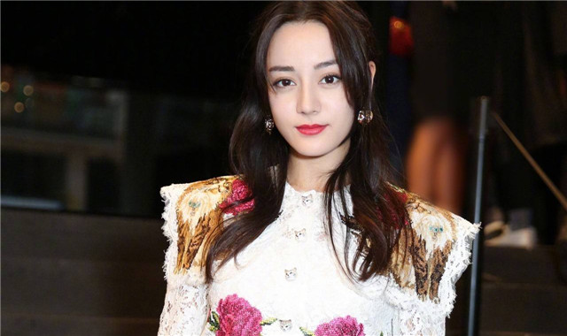 米兰时装周上的女明星 在你看来谁更美