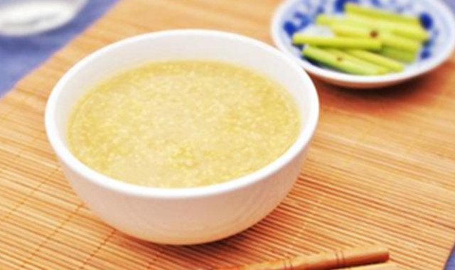 小米粥的功效与作用 四点你要知道