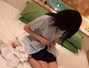 兽父猥亵女儿逼其避孕 母亲居然答应了