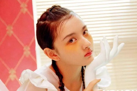 女神宋祖儿泳装照美出新高度 你与炎热夏天只差一件泳衣