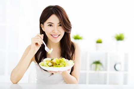 女性少吃没减肥成功的原因 饮食健康均衡才能变瘦