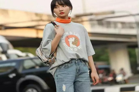 春季女生3个小心机法则 T恤也能搭配时尚潮流风