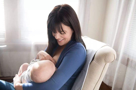 女性哺乳期丰胸方法 哺乳期保养胸的注意事项