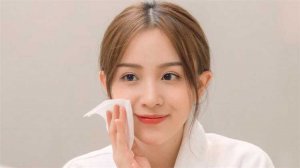 怎么上妆一整天不脱妆 化妆不脱妆正确步骤介绍