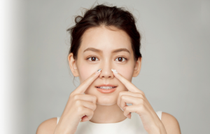 草莓鼻子怎么去掉 去除鼻子黑头的小妙招