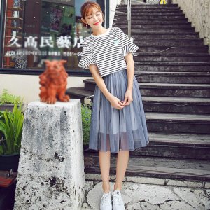 条纹T恤美搭演示 裙子裤子随你搭配