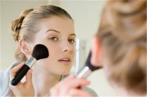 为什么化妆后特别显老 化妆了反而不好看的人真正原因