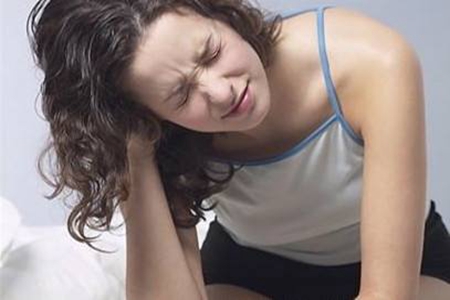 女人颈椎病头晕怎么办？五招能缓解颈椎病的症状