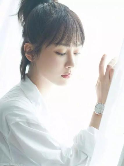 对于许多热爱时尚的爱美女生来说 苹果头适合什么脸型？