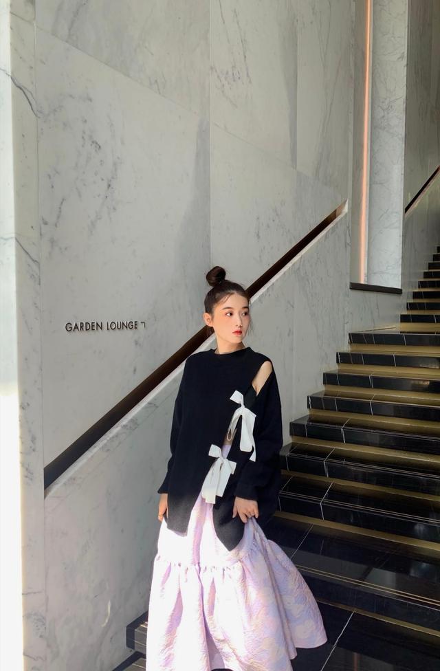 虽然秋天给人的感觉是非常萧瑟的 秋天一般穿什么衣服合适？