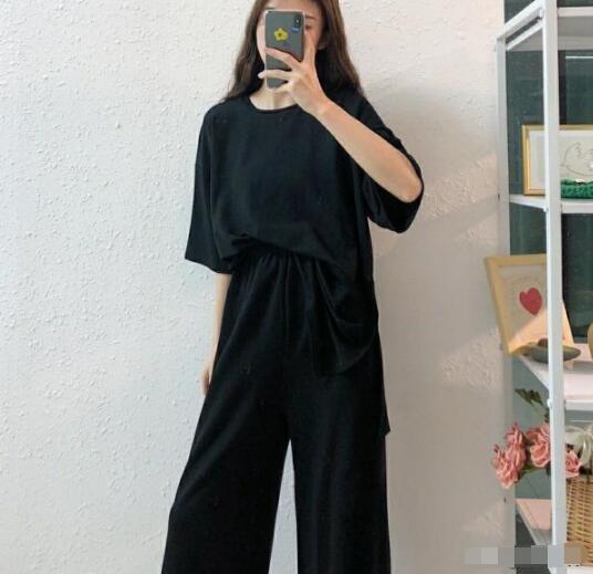 不得不说 阔腿裤不能配什么衣服？