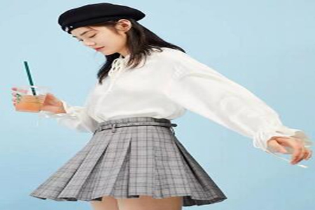 对于视裙子如命的女孩们来说 怎么搭配半身裙的技巧
