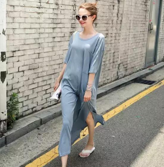时间过得真快 女人穿什么颜色的衣服最有气质？