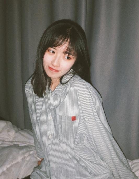 都说女孩子是花蜜做的 梨涡女孩穿衣搭配技巧