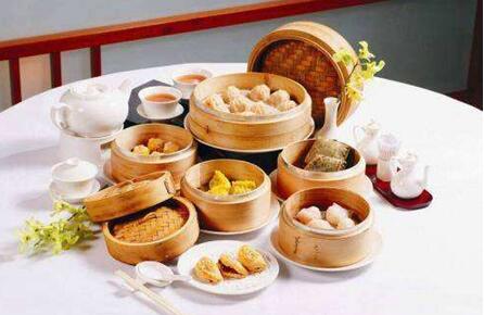 天气越来越热 只吃素食可以减肥吗（一周几天吃素才合理）