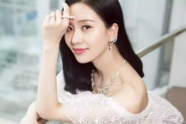谁都有年轻的时候 怎样做个有气质的女人？