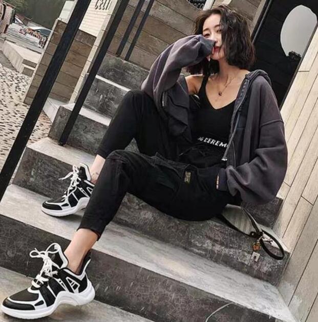 有很多腿粗的女生 腿粗的女人穿什么裤子好看？