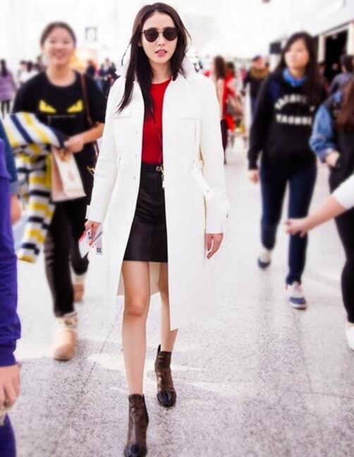 寒风萧瑟 风衣里面搭配什么衣服？