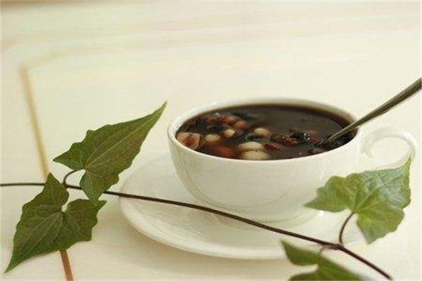 经期不正常 经期吃什么好？