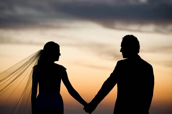 车和老婆哪个重要 车子和老婆哪个重要?