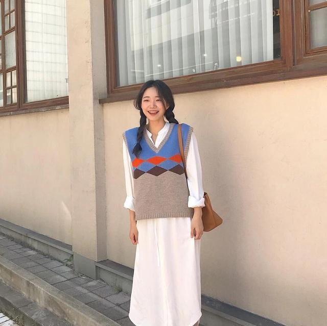 对于任何一个女人来说 春天通常穿什么衣服？