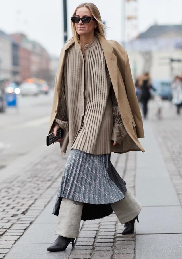 俗话说得好人靠衣装马靠鞍 大龄剩女适合穿什么衣服？