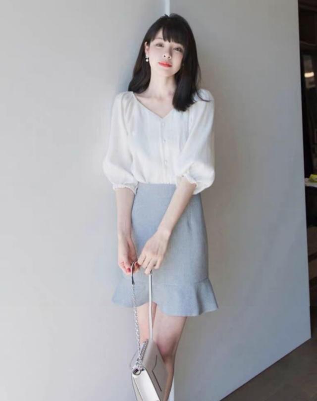 今年情况特殊 怎么买衣服才好看图片
