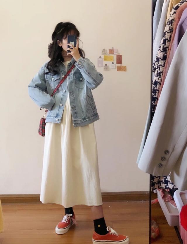 不知不觉我们已经在家呆了快三个月了 早春服装搭配图片