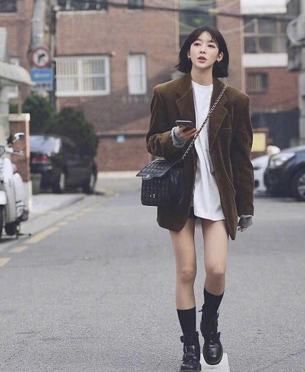 看着开始一点点回升的气温 小西装怎么搭配好看？