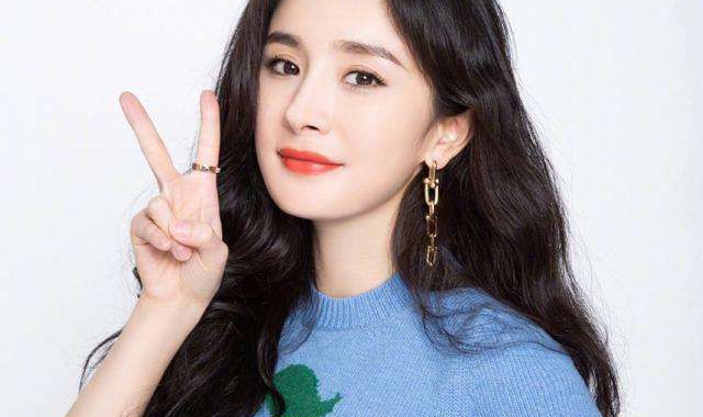杨幂李佳琦直播 杨幂一开口就把李佳琦怼跪了