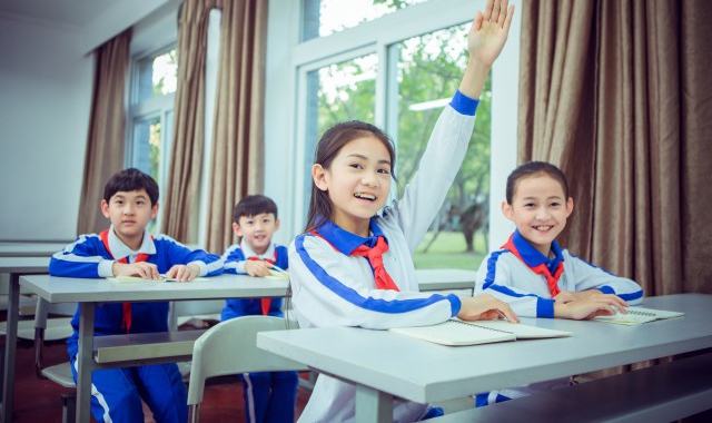 一个人越炫耀什么 就越轻易失去什么