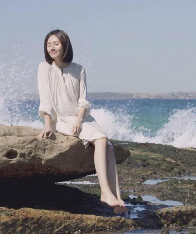 对于中年女性 袁泉穿衣服搭配大全