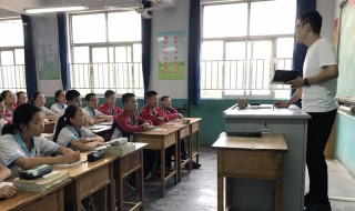 待我长发及腰唯美句子 长发的句子盘点