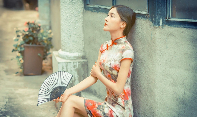 什么身材合适穿旗袍 穿上身便是摇曳生姿