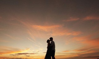 靓女教大家如何舌吻 有什么技巧