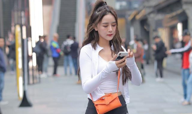瑜伽裤如何穿搭 夏天瑜伽裤这样穿美爆了