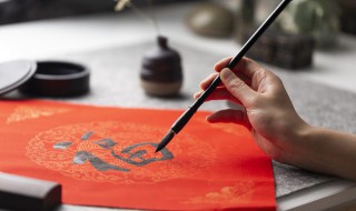 毛笔开笔是用手捏还是用水泡开 毛笔开笔该怎么做