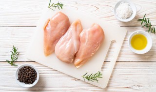 鸡肉跟什么菜搭配合适 鸡肉与哪些蔬菜搭配最好