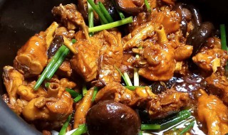 香菇鸡煲饭的做法 香菇鸡煲饭的做法有什么