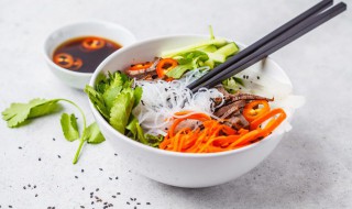 家常米线的汤料怎么调 正宗云南米线汤料配方