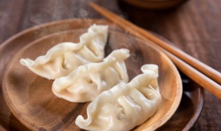 虾仁馅儿饺子怎么做 虾仁配什么蔬菜包饺子