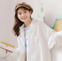 春季戴帽子发型要有范 酷女孩大爱的戴帽子长发高冷发型