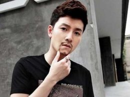 男士定位烫发发型图片 酷酷的蓬松定位烫男生发型大全