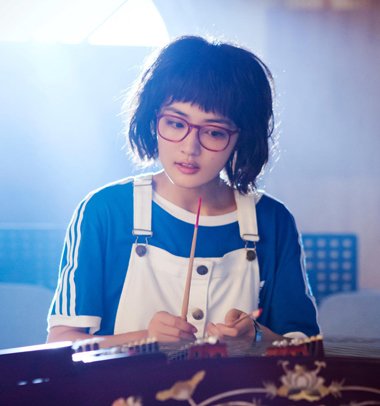 做个时尚闪光少女 徐璐的短发你尝试了吗