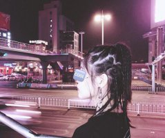 走一波00后大爱的非主流编发 酷女孩最佳首选的个性编发发型