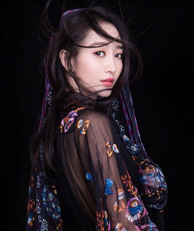 精灵风纯系一网打尽 王鸥乱发写真成经典
