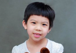 小女孩蘑菇头短发如何制作 蘑菇头发型长度刚好才是儿童最爱