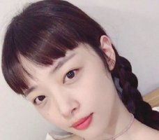 单从发型上就能看出你的年轻心态 轻熟女简单发结没有编发可还行