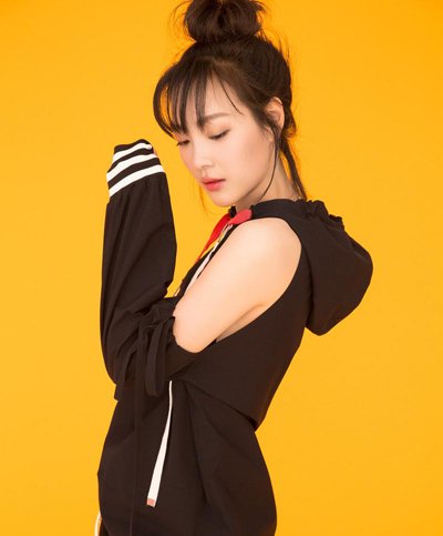 一招让你的丸子头变得酷炫起来 何杜鹃丸子头发型